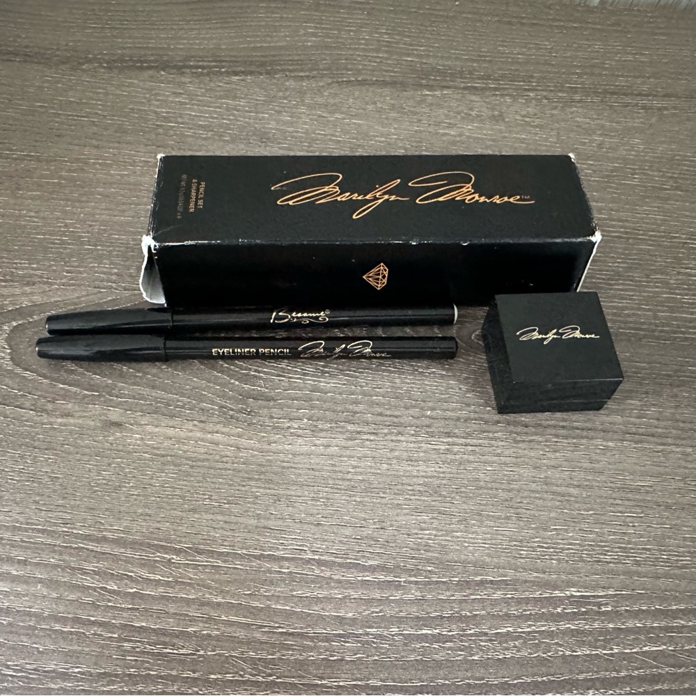 Besame Marilyn Monroe Snow White Brown Eye Pencil Liner Eyeliner Sharpener